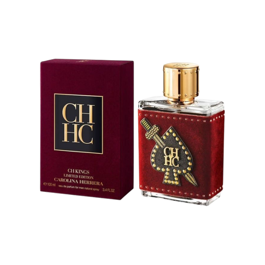 Perfume CH Kings de BodegaPerfumera13, fragancia masculina en frasco de terciopelo rojo con detalle de espada y pica.