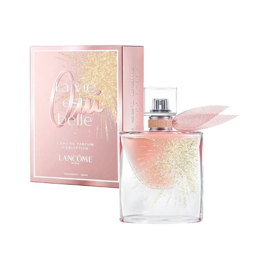 Perfume La Vie Est Belle Oui de BodegaPerfumera13 en frasco de cristal con detalles dorados y caja rosa brillante